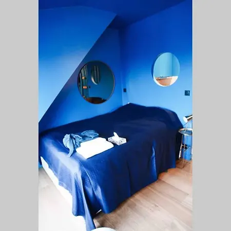 Eiffel Tower Romantic View Apartamento *